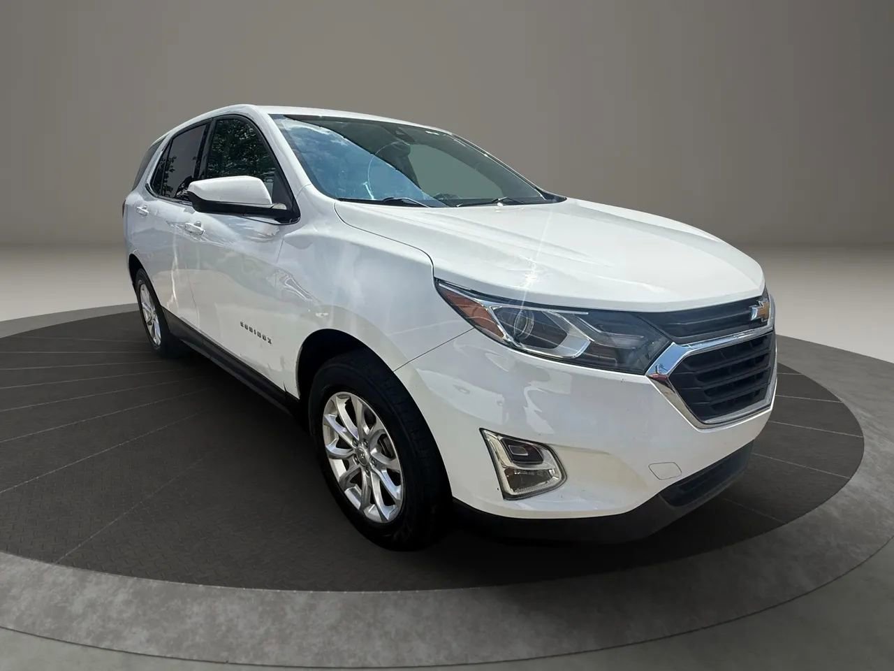 Used 2020 Chevrolet Equinox LT image 3