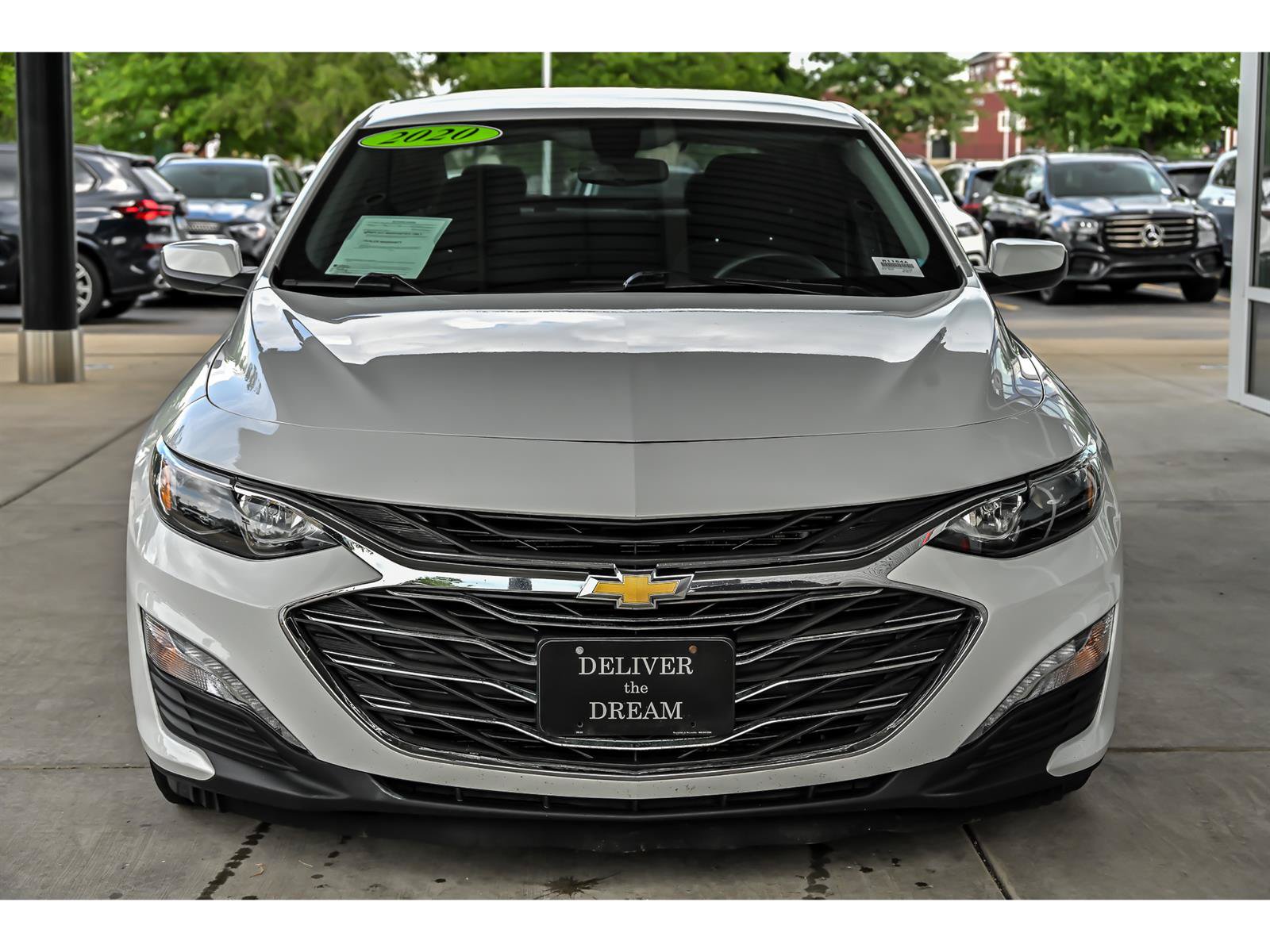 Used 2020 Chevrolet Malibu LT FWD image 4