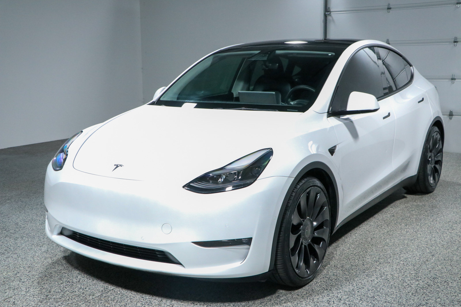Used 2022 Tesla Model Y Performance AWD/4WD image 26