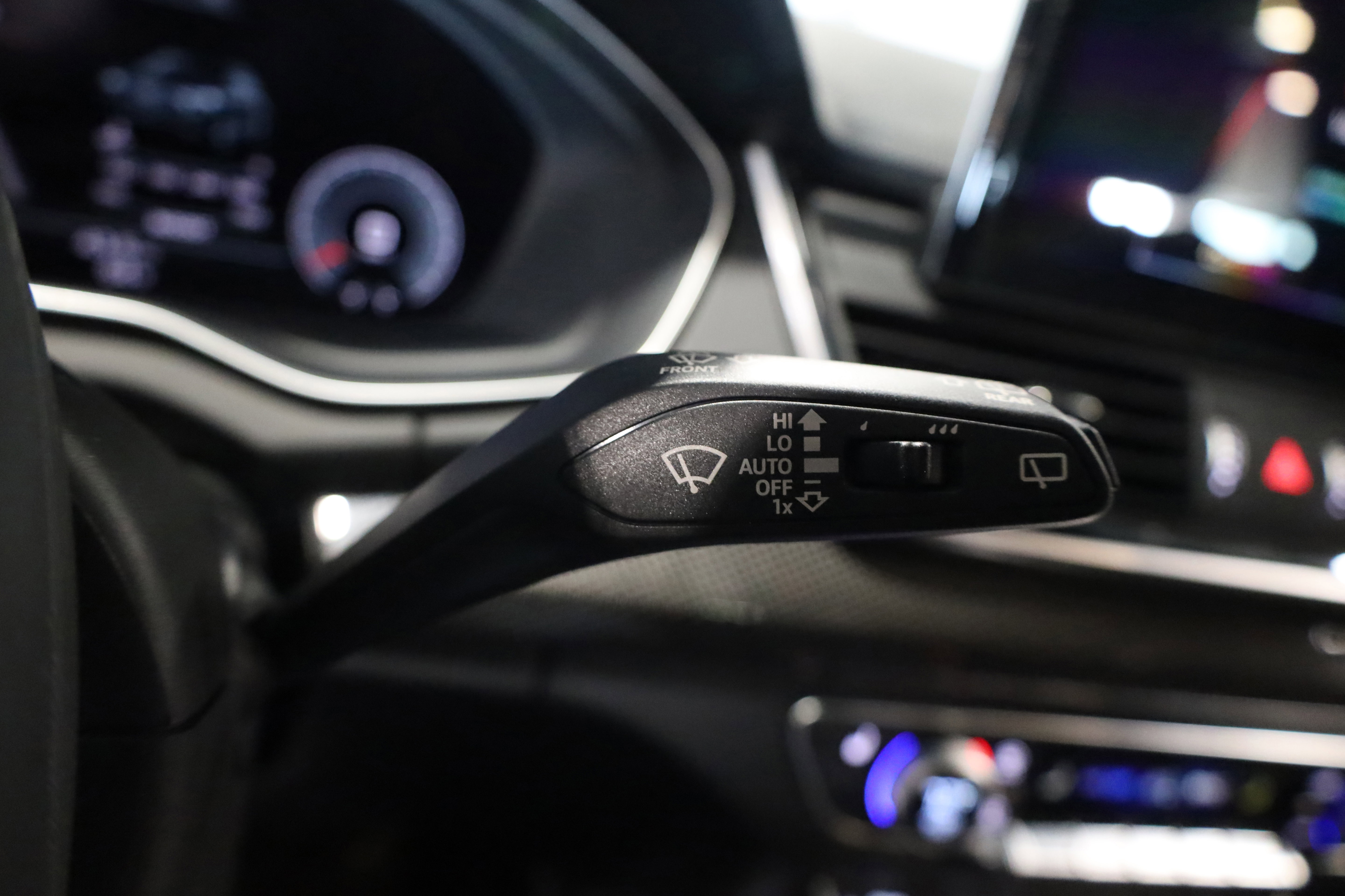 Used 2023 Audi SQ5 Premium Plus image 23