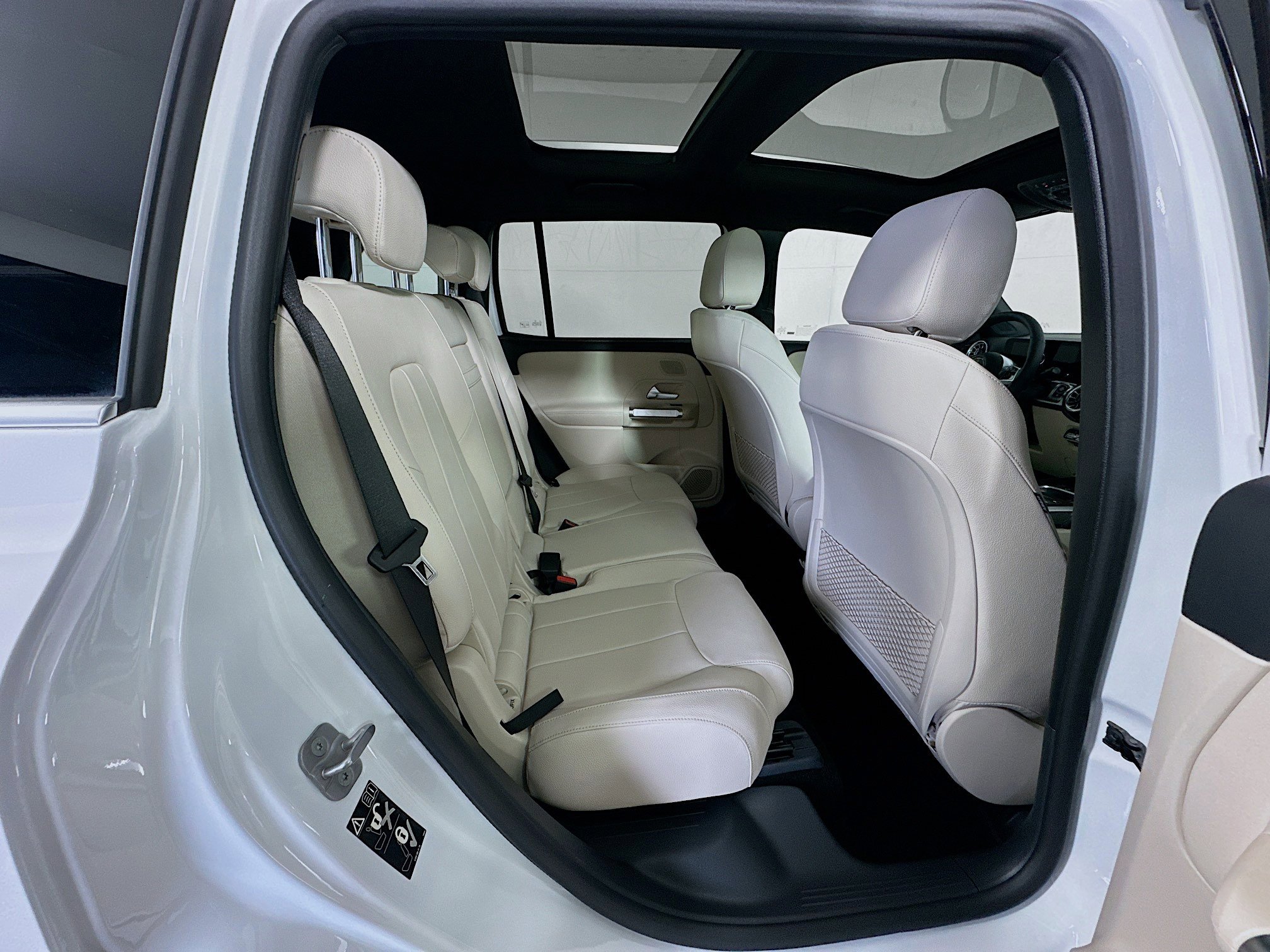 New 2026 Mercedes-Benz GLB 250 4MATIC image 28