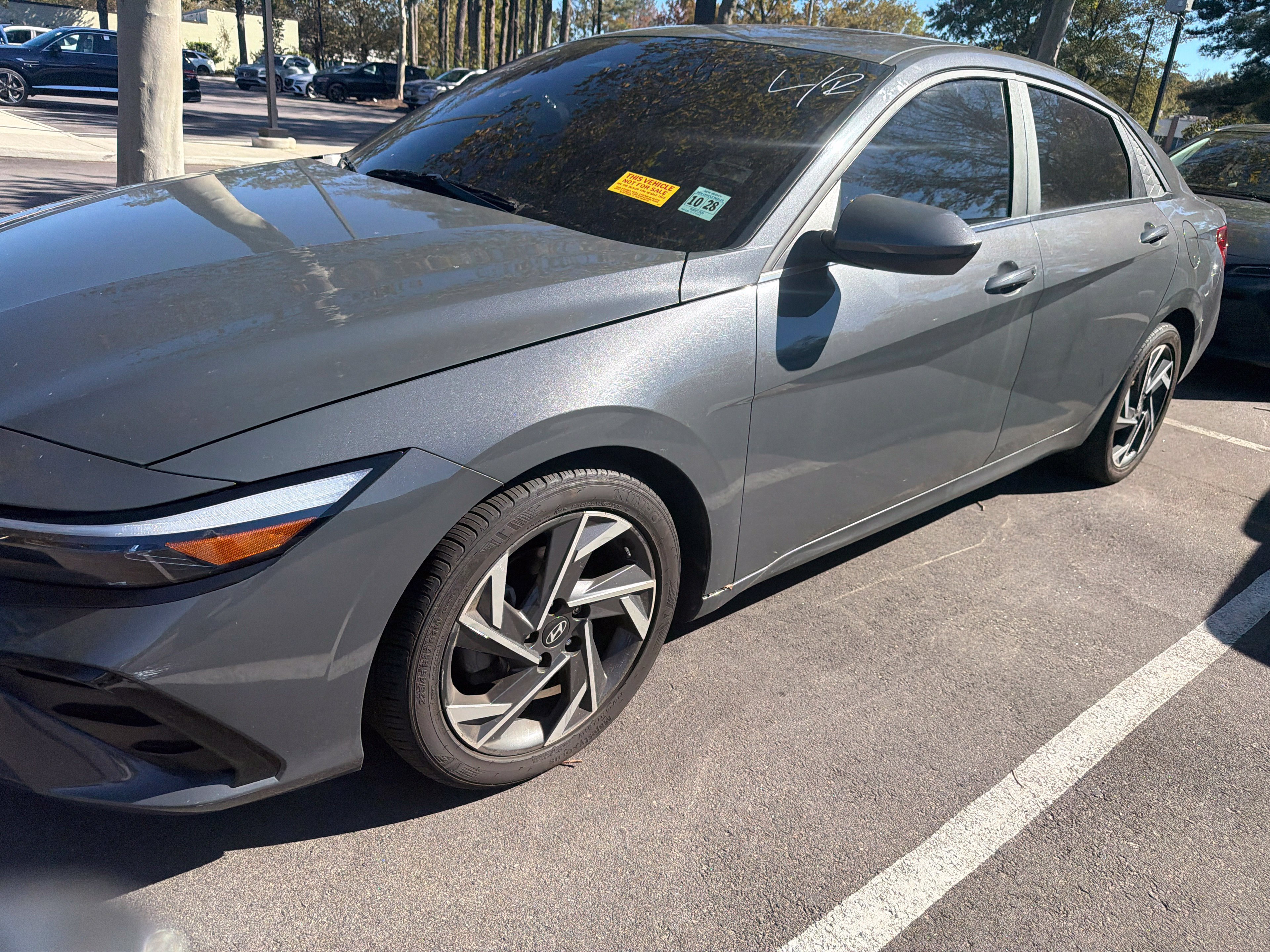 Used 2024 Hyundai Elantra SEL w/ Convenience Package FWD image 6