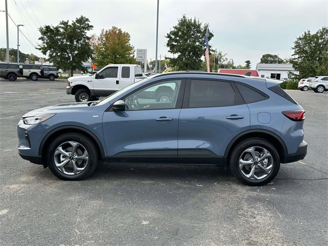 New 2025 Ford Escape ST-Line w/ Cold Weather Package image 6