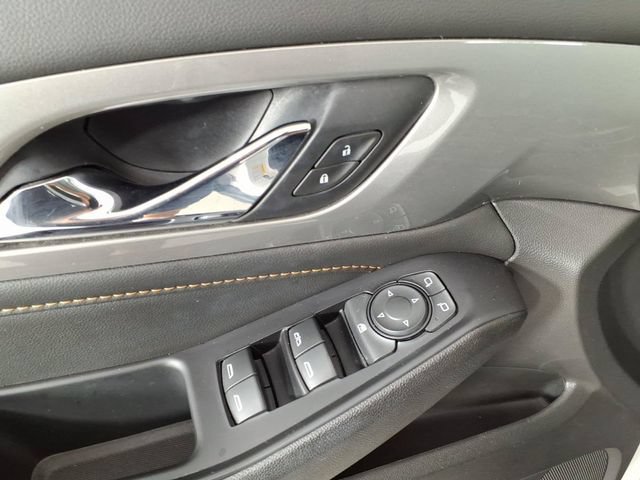 Used 2021 Chevrolet Traverse LT w/ LPO, Floor Liner Package AWD/4WD image 14