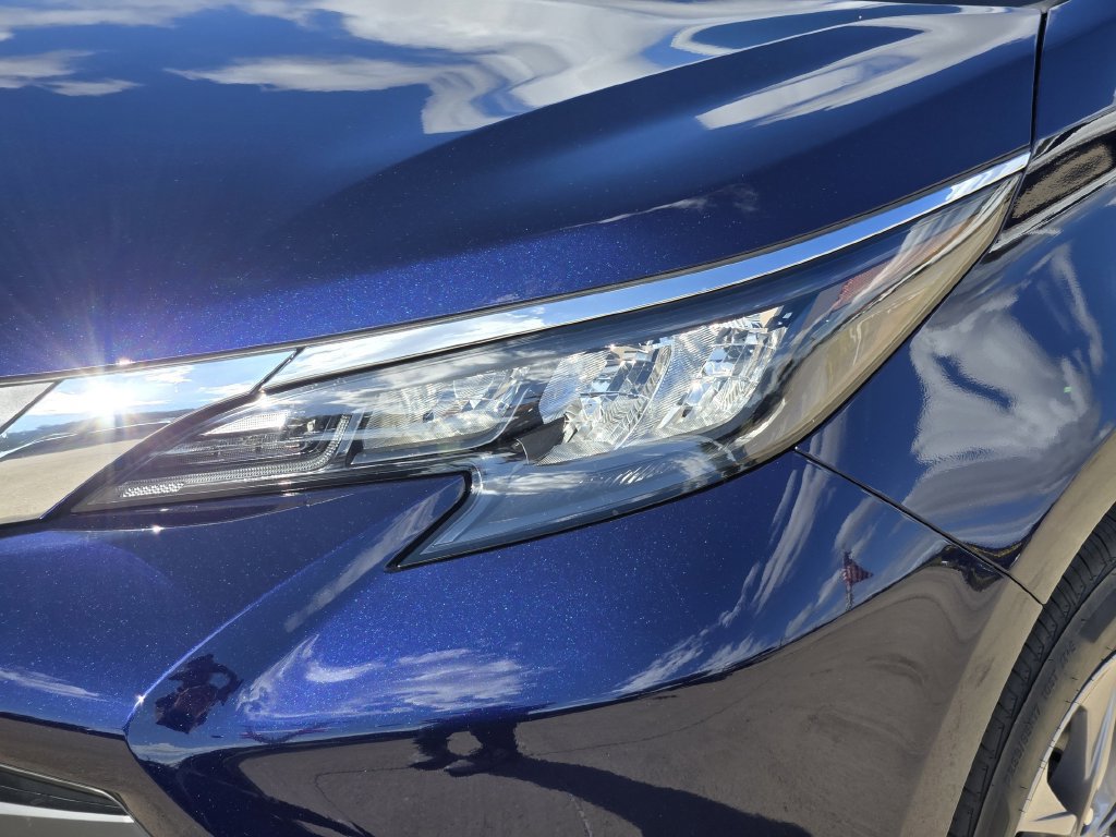 New 2026 Toyota Sienna XLE FWD image 6