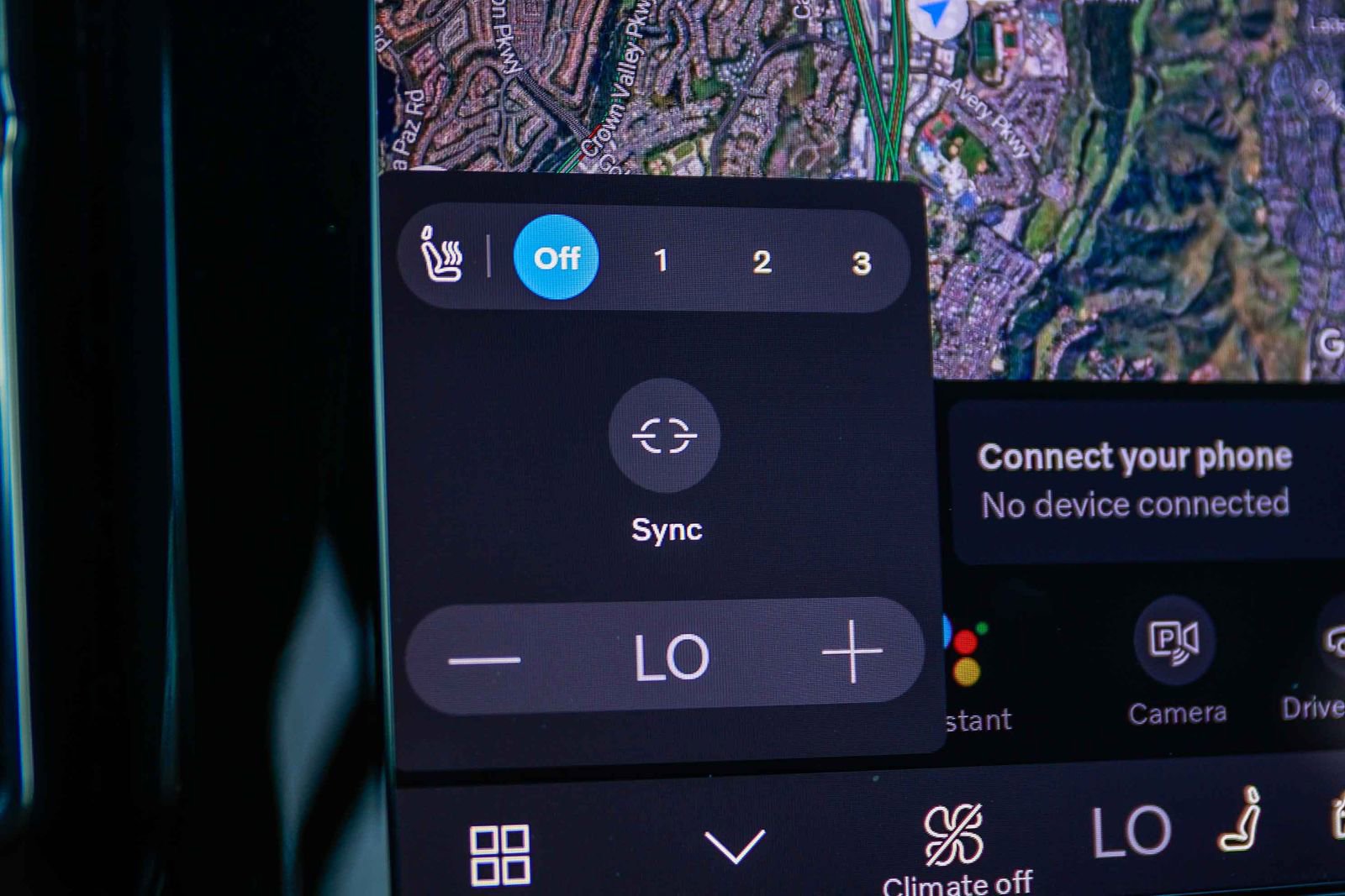 Used 2023 Volvo XC40 Recharge Core image 26