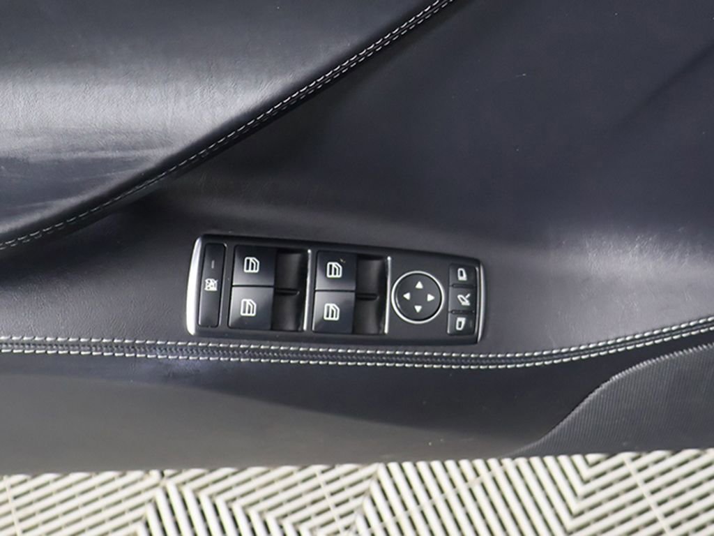 Used 2018 Tesla Model S 75D AWD/4WD image 34