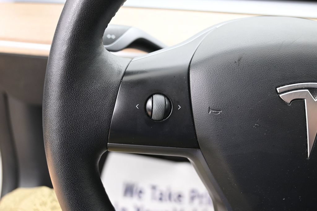 Used 2023 Tesla Model 3 Standard Range RWD image 18