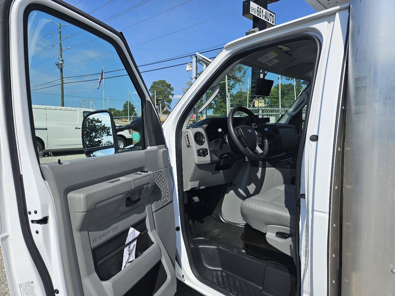 Used 2024 Ford E-350 and Econoline 350 Super Duty w/ Power Windows & Locks Group RWD image 30