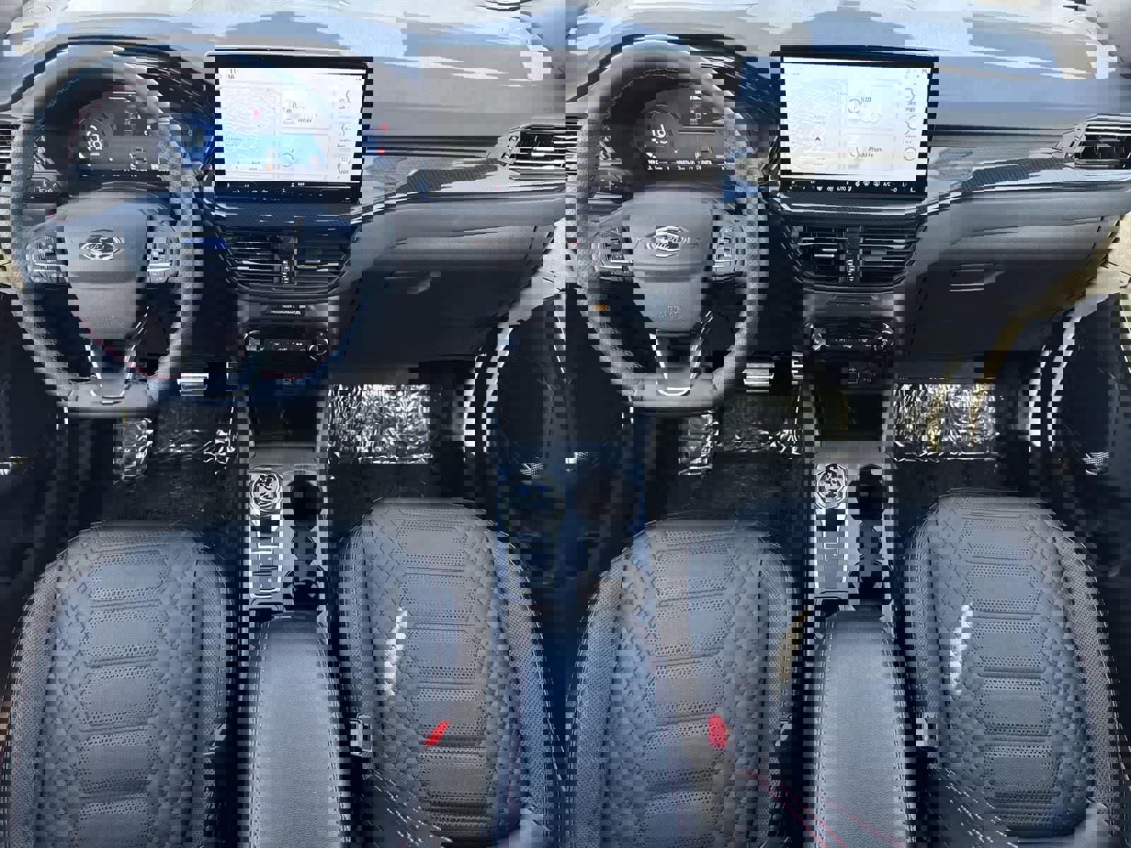 Used 2024 Ford Escape ST-Line Elite w/ Premium Technology Package image 9