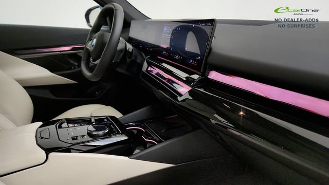 Used 2025 BMW i5 eDrive40i RWD image 37