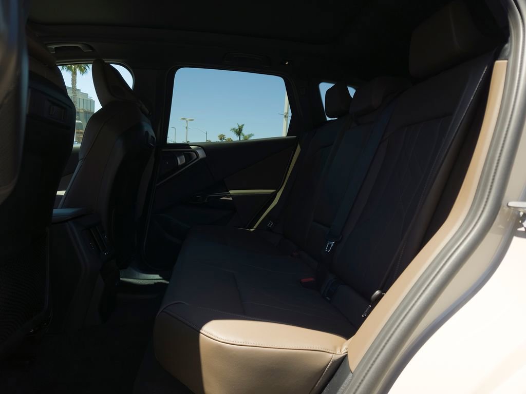 New 2026 BMW X3 xDrive30 w/ M Sport Package AWD/4WD image 8