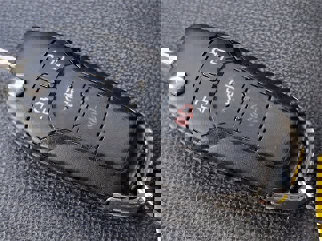 Used 2021 Ford Transit Connect XL image 34