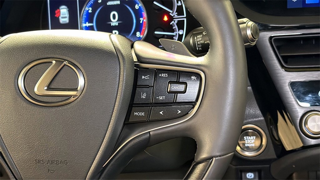 Used 2024 Lexus ES 350 Luxury w/ Technology Package image 19