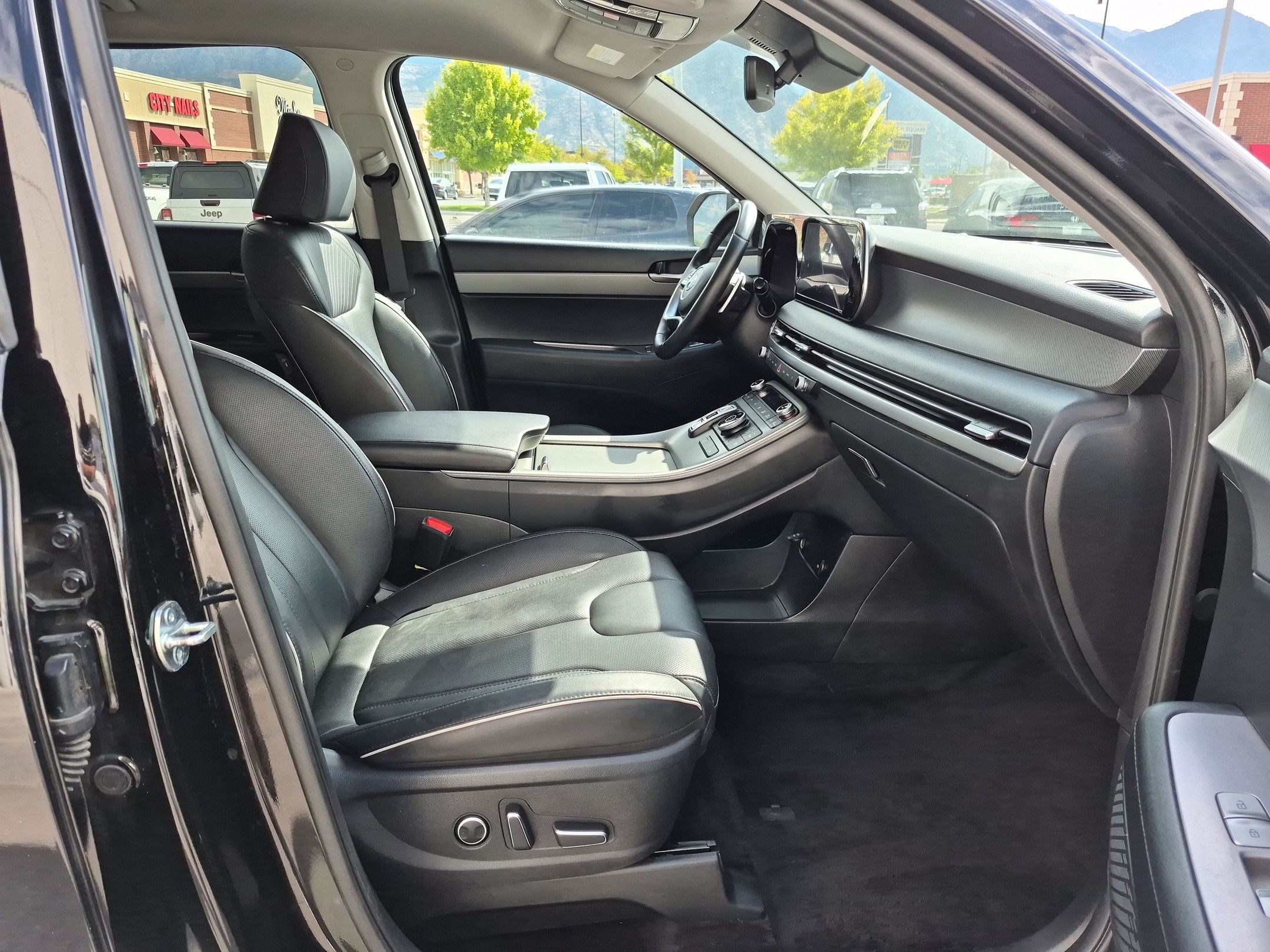Used 2024 Hyundai Palisade SEL AWD/4WD image 34