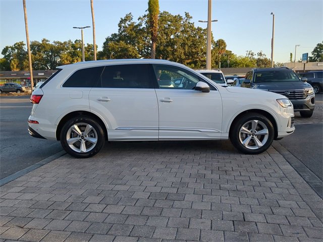 Used 2024 Audi Q7 2.0T Premium Plus image 3
