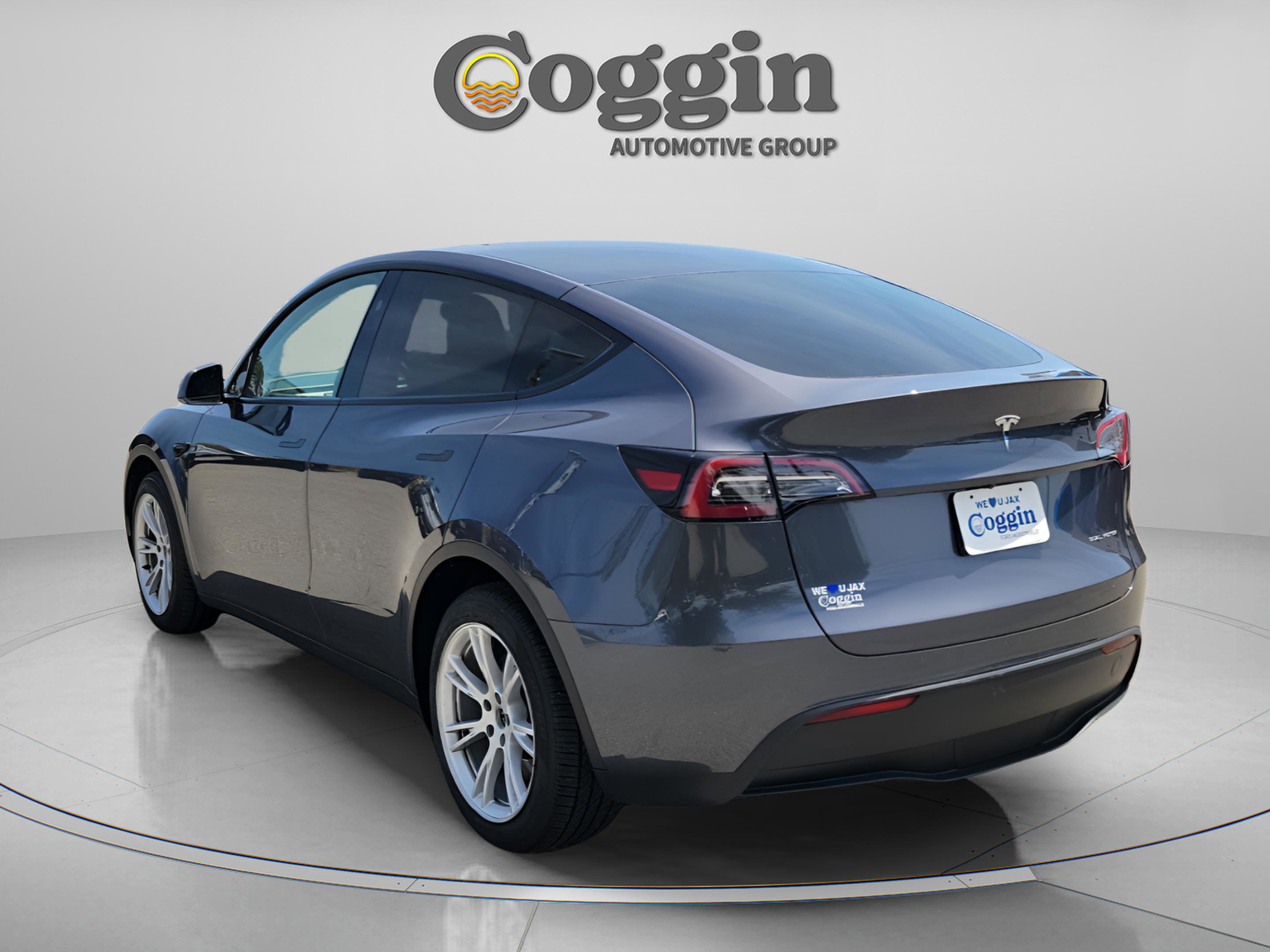 Used 2023 Tesla Model Y Long Range AWD/4WD video 2