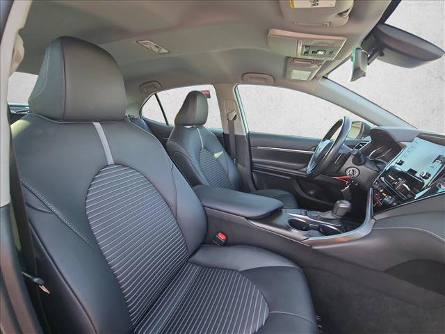 Used 2023 Toyota Camry SE FWD image 18