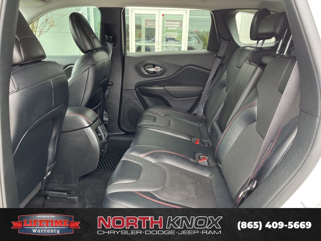 Used 2022 Jeep Cherokee Trailhawk w/ Sun, Sound & Nav Group image 14