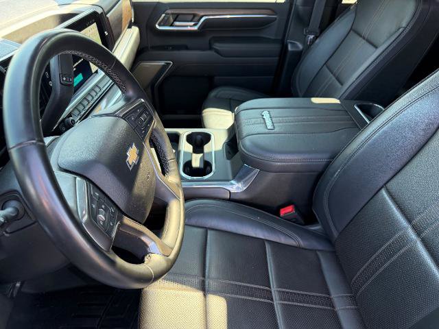 Used 2024 Chevrolet Silverado 2500 High Country AWD/4WD image 10