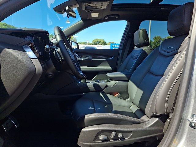 Certified 2025 Cadillac XT6 Sport AWD/4WD image 13