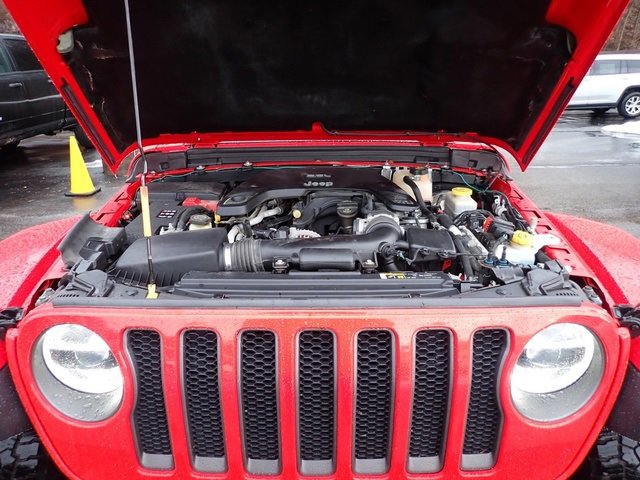 Used 2018 Jeep Wrangler Unlimited Rubicon w/ Uconnect 4C Nav & Sound Group image 14