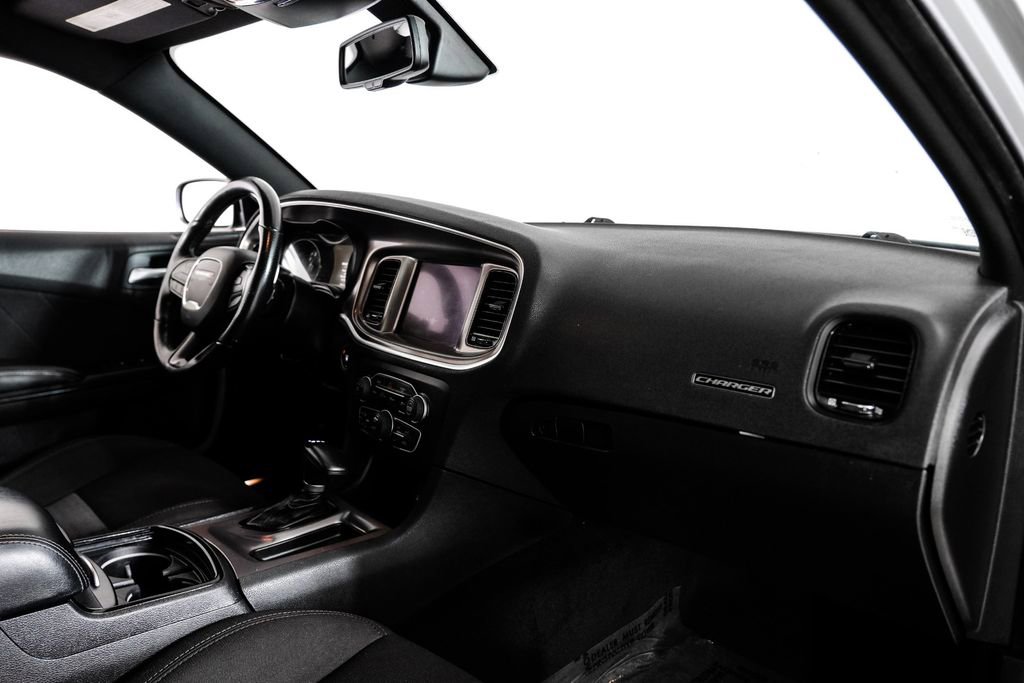 Used 2021 Dodge Charger GT w/ Blacktop Package image 9