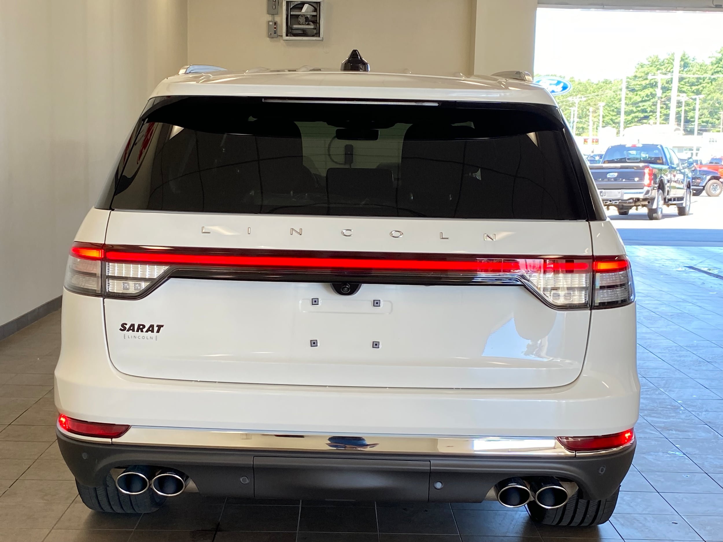 New 2026 Lincoln Aviator Reserve AWD/4WD image 6