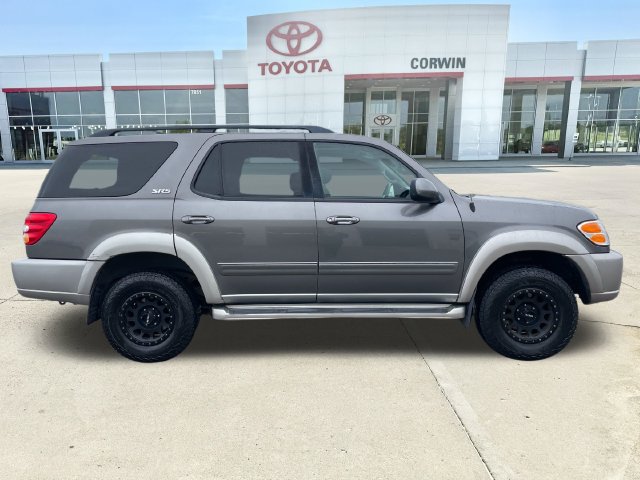 Used 2004 Toyota Sequoia SR5 w/ Preferred Pkg AWD/4WD image 6