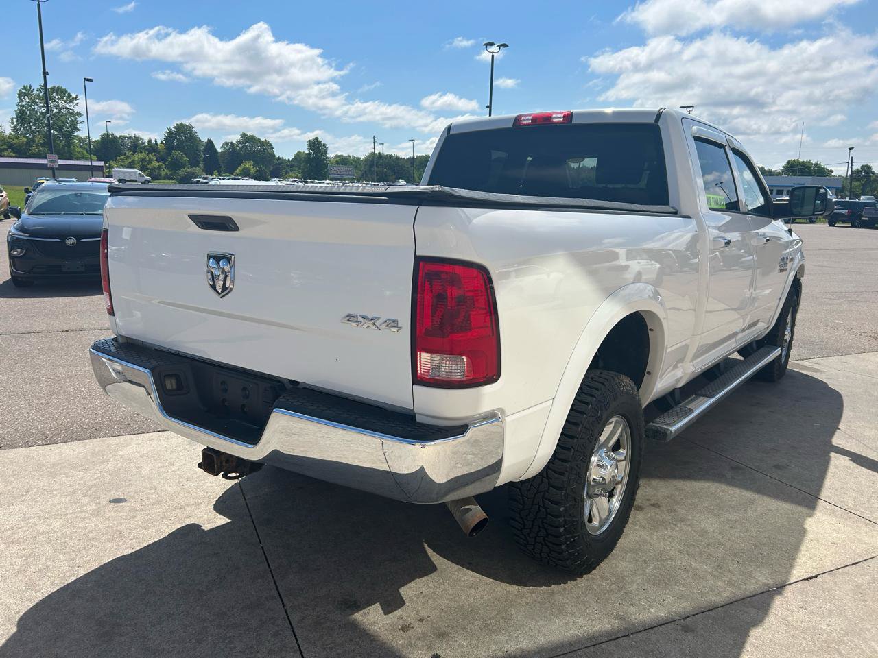 Used 2014 RAM 2500 Tradesman w/ Chrome Appearance Group AWD/4WD image 5