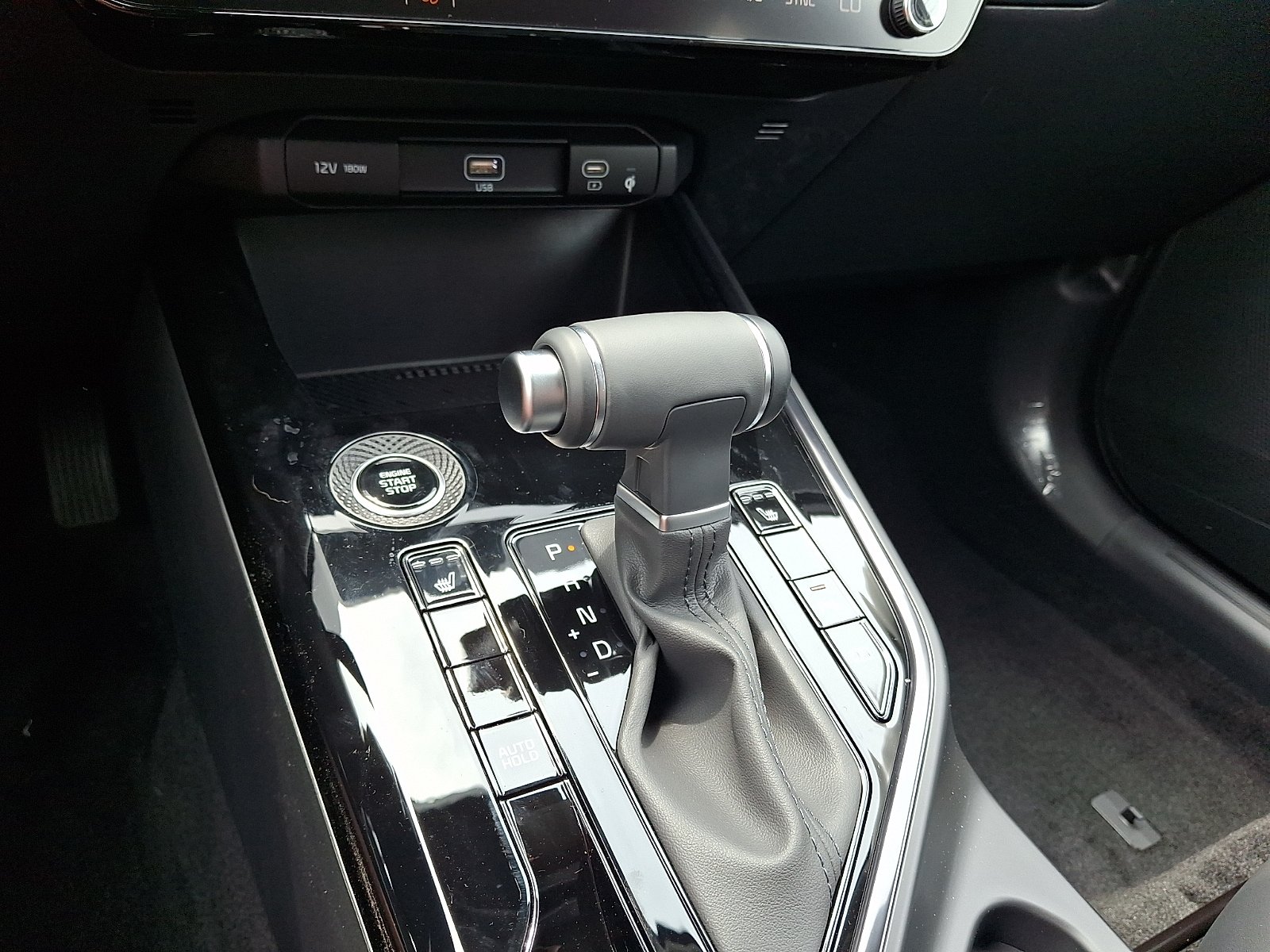 New 2026 Kia Niro EX FWD image 10