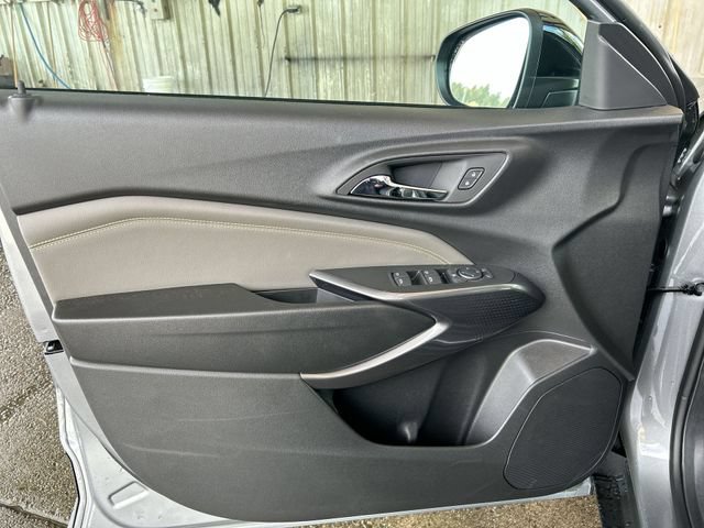 New 2026 Chevrolet Trax ACTIV w/ Sunroof Package FWD image 21