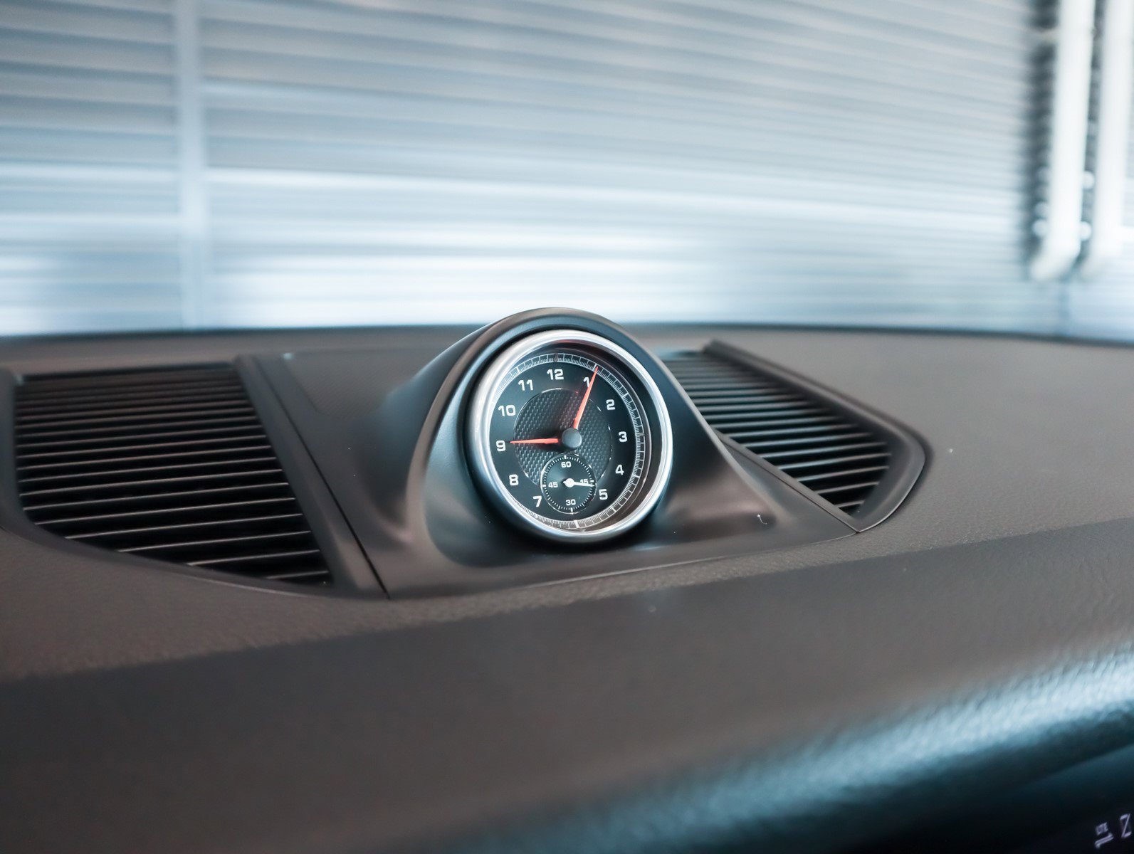 Used 2020 Porsche Macan image 21