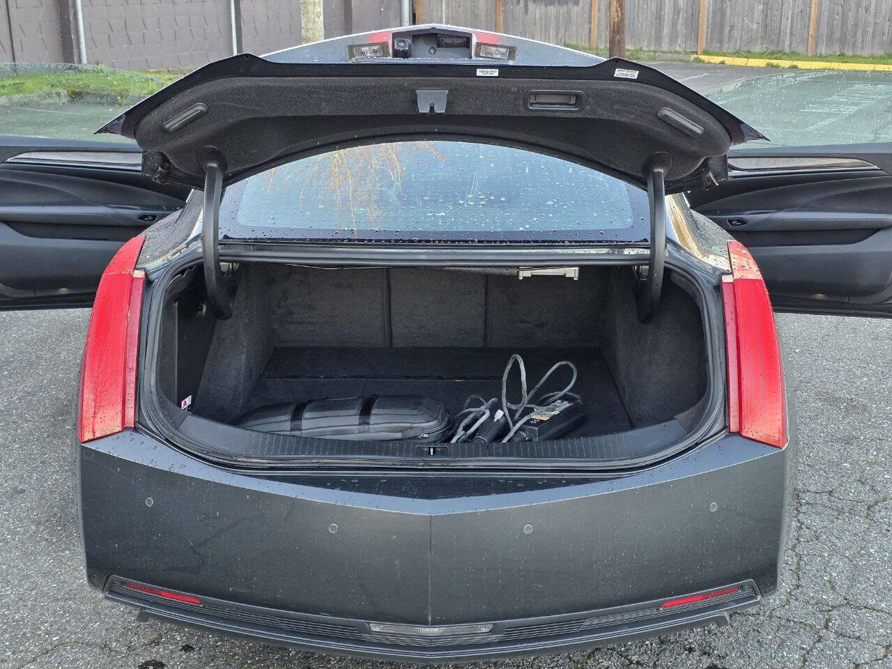 Used 2014 Cadillac ELR w/ Luxury Package image 17