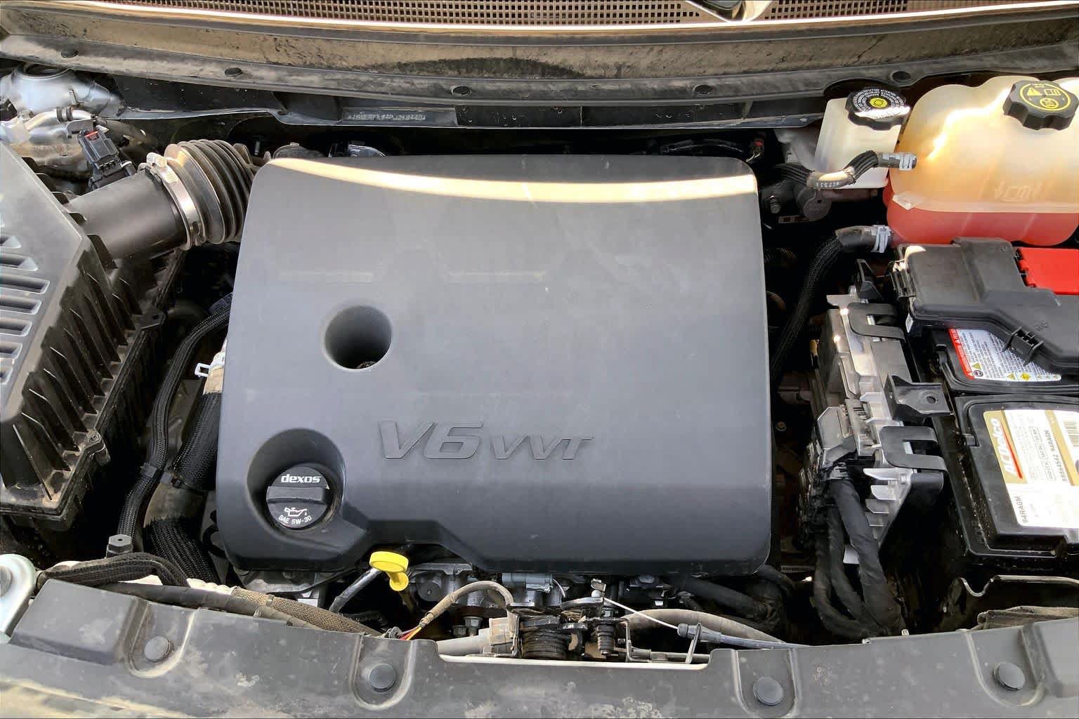 Used 2023 Chevrolet Traverse LS w/ Safety Package FWD image 34