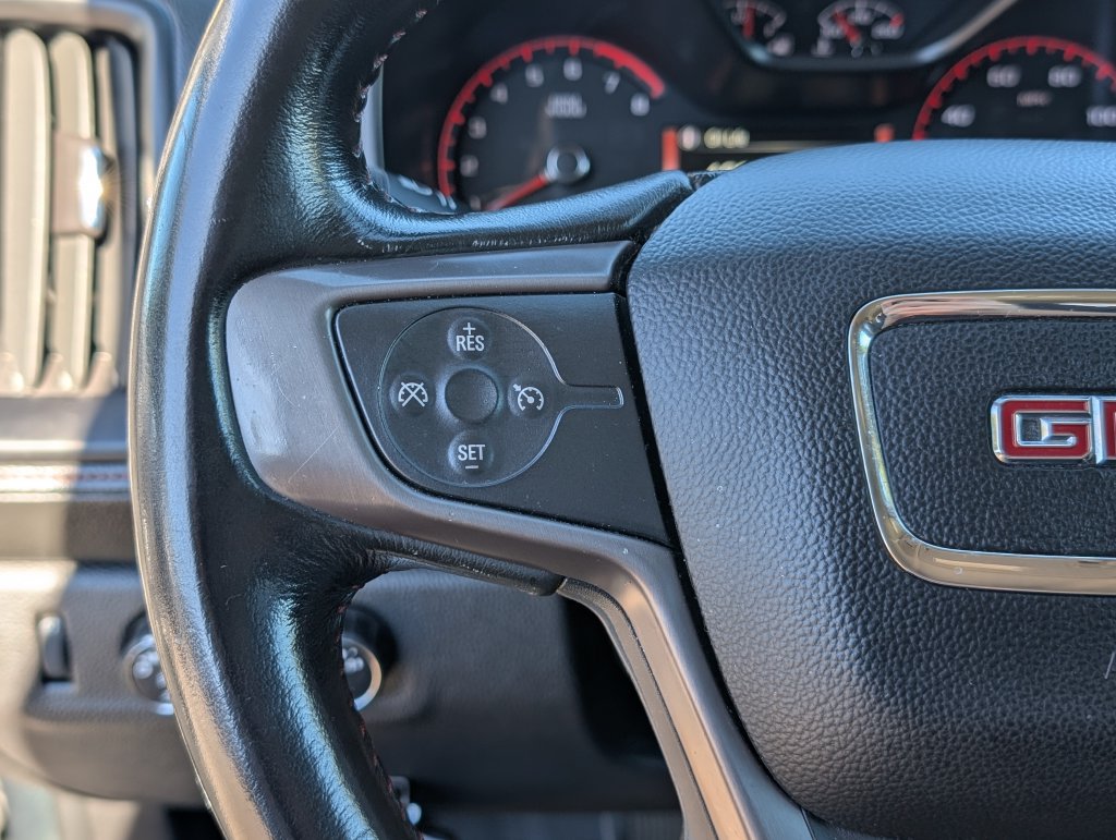 Used 2015 GMC Canyon SLE w/ All-Terrain Package AWD/4WD image 23