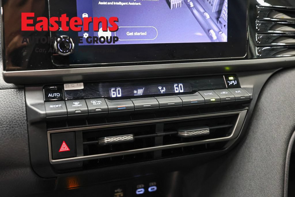 Used 2025 Toyota Camry LE FWD image 20