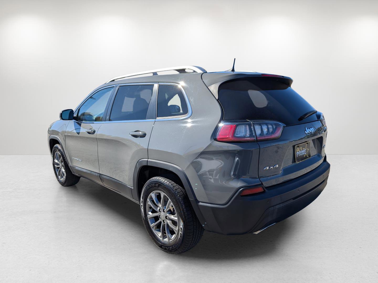 Used 2019 Jeep Cherokee Latitude Plus w/ Cold Weather Group image 7