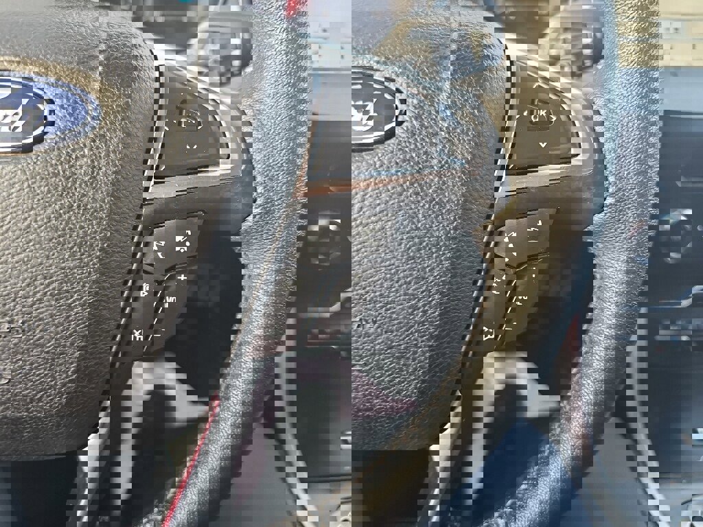 Used 2017 Ford Edge SEL w/ Equipment Group 201A image 13