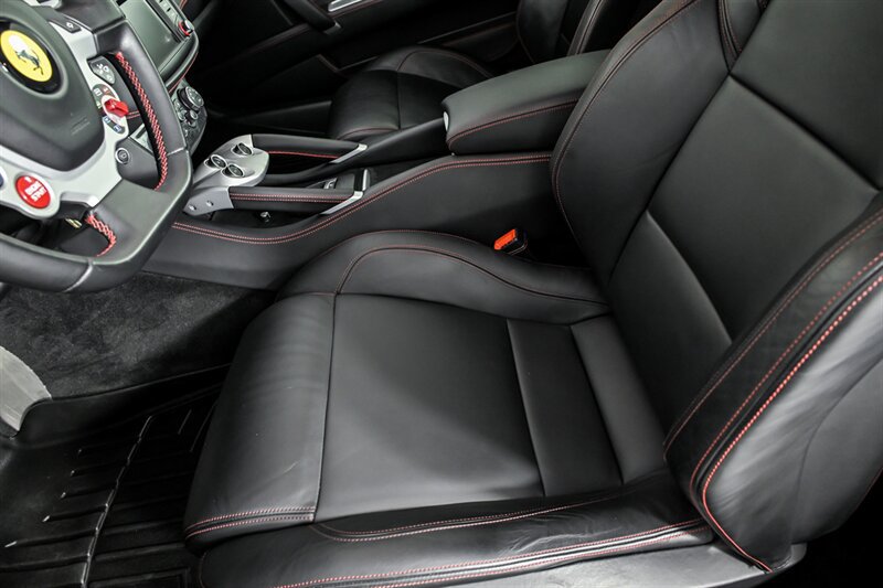 Used 2016 Ferrari FF AWD/4WD image 16