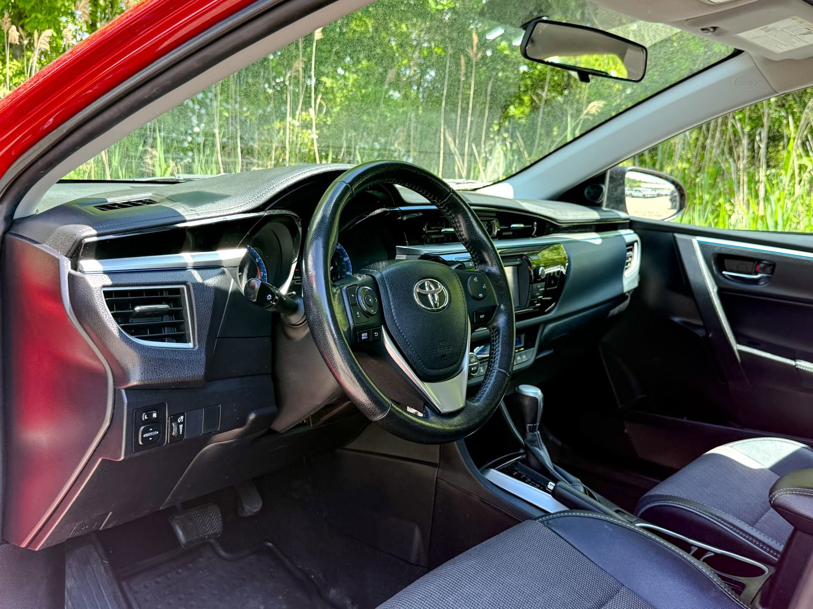 Used 2016 Toyota Corolla S w/ Body Protection Package #1 FWD image 14