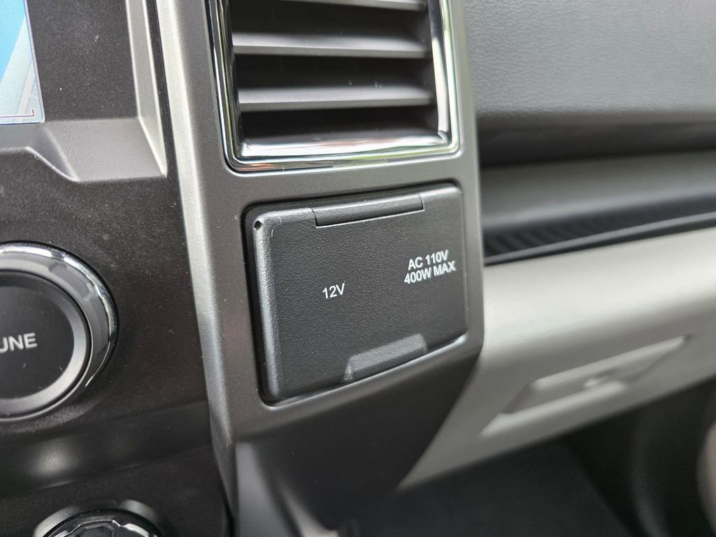 Used 2019 Ford F150 XLT w/ Equipment Group 302A Luxury AWD/4WD image 33