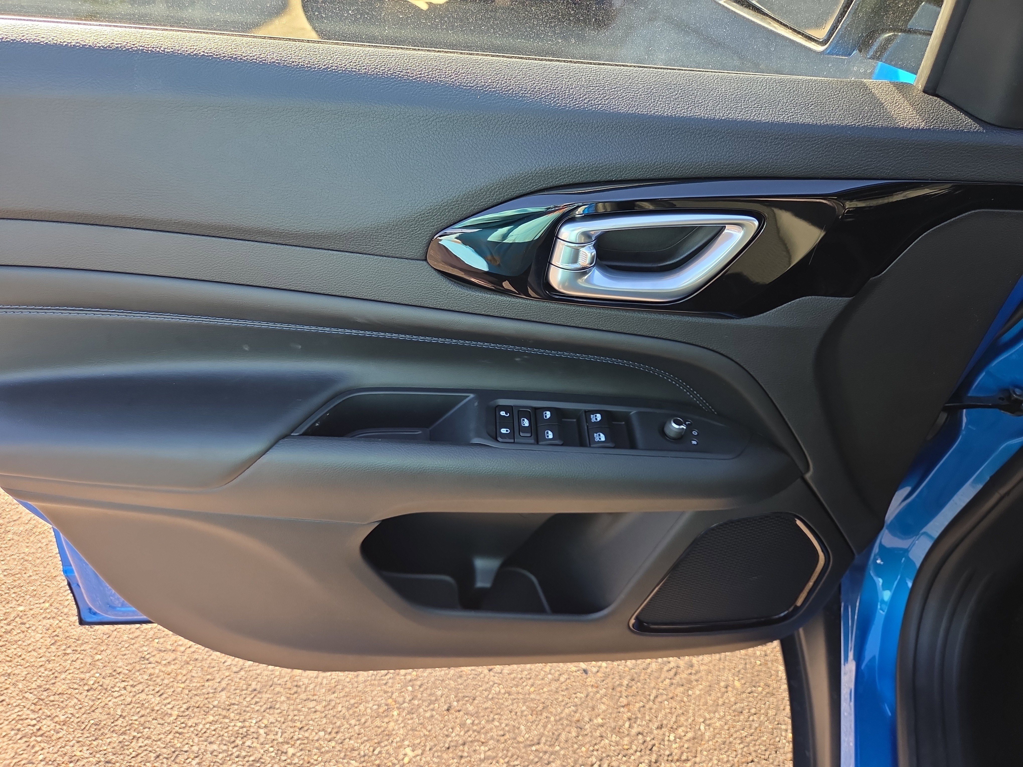 New 2026 Jeep Compass Latitude image 5