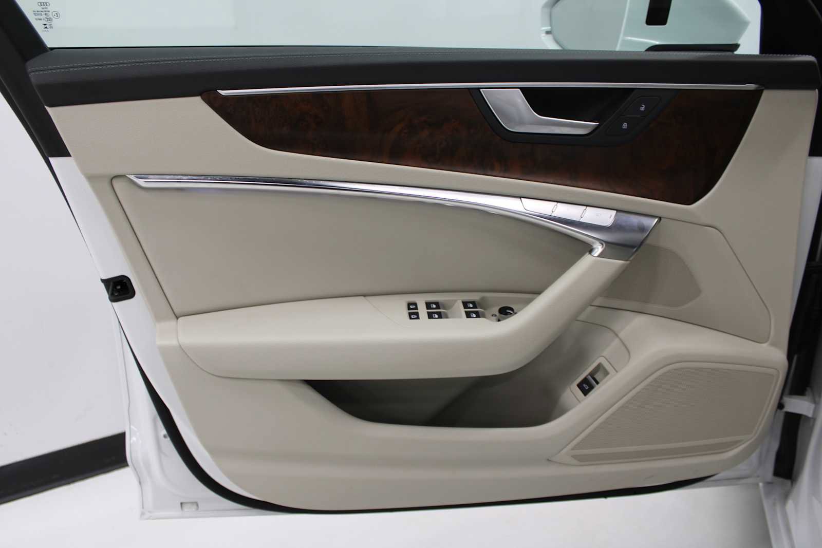 Used 2023 Audi A6 Premium w/ Convenience Package image 12