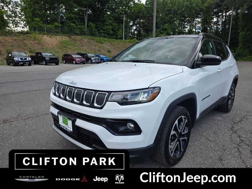 Used 2022 Jeep Compass Limited AWD/4WD image 1