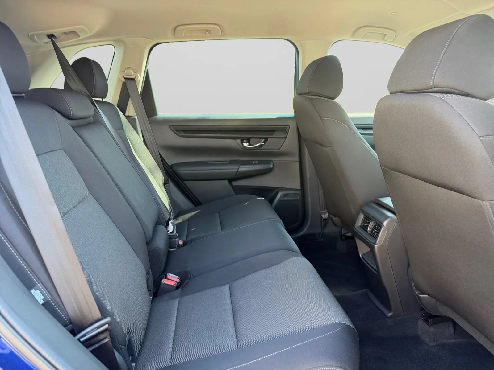 Used 2024 Honda CR-V LX image 30