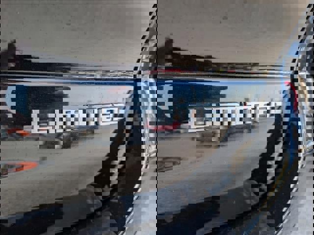 New 2025 Jeep Grand Cherokee L Limited w/ Luxury Tech Group II image 19