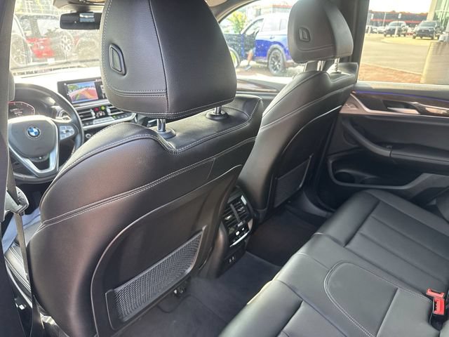 Used 2024 BMW X3 sDrive30i w/ Convenience Package RWD image 25