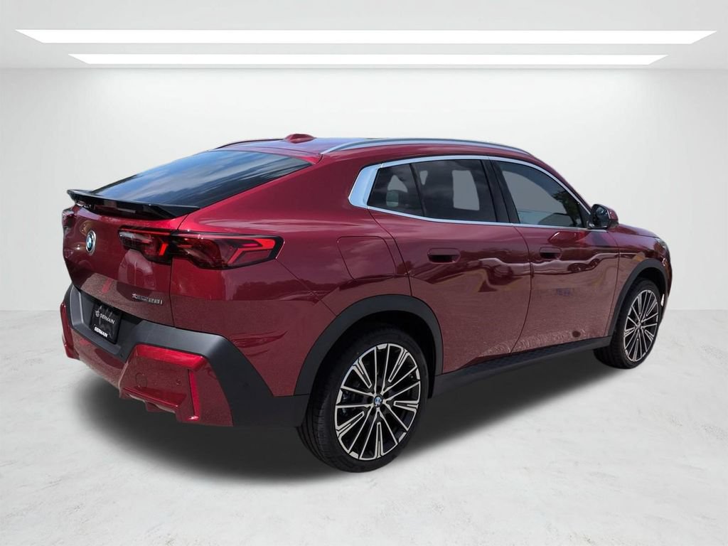 New 2026 BMW X2 xDrive28i w/ Technology Package AWD/4WD image 4