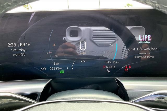 Used 2024 Cadillac Lyriq Luxury w/ LPO, Floor Liner Package AWD/4WD image 13